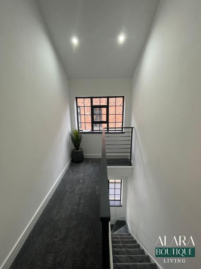 Luxury 3 Floor Townhouse Birmingham - Alara Boutique Living Apartment Exterior foto