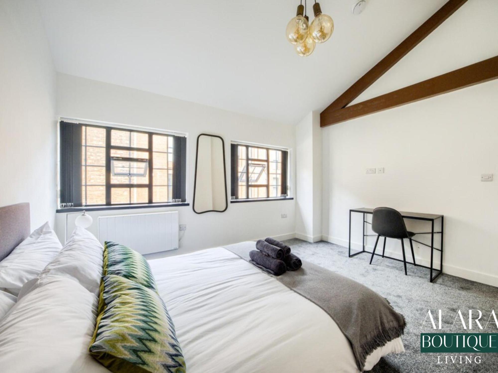 Luxury 3 Floor Townhouse Birmingham - Alara Boutique Living Apartment Exterior foto