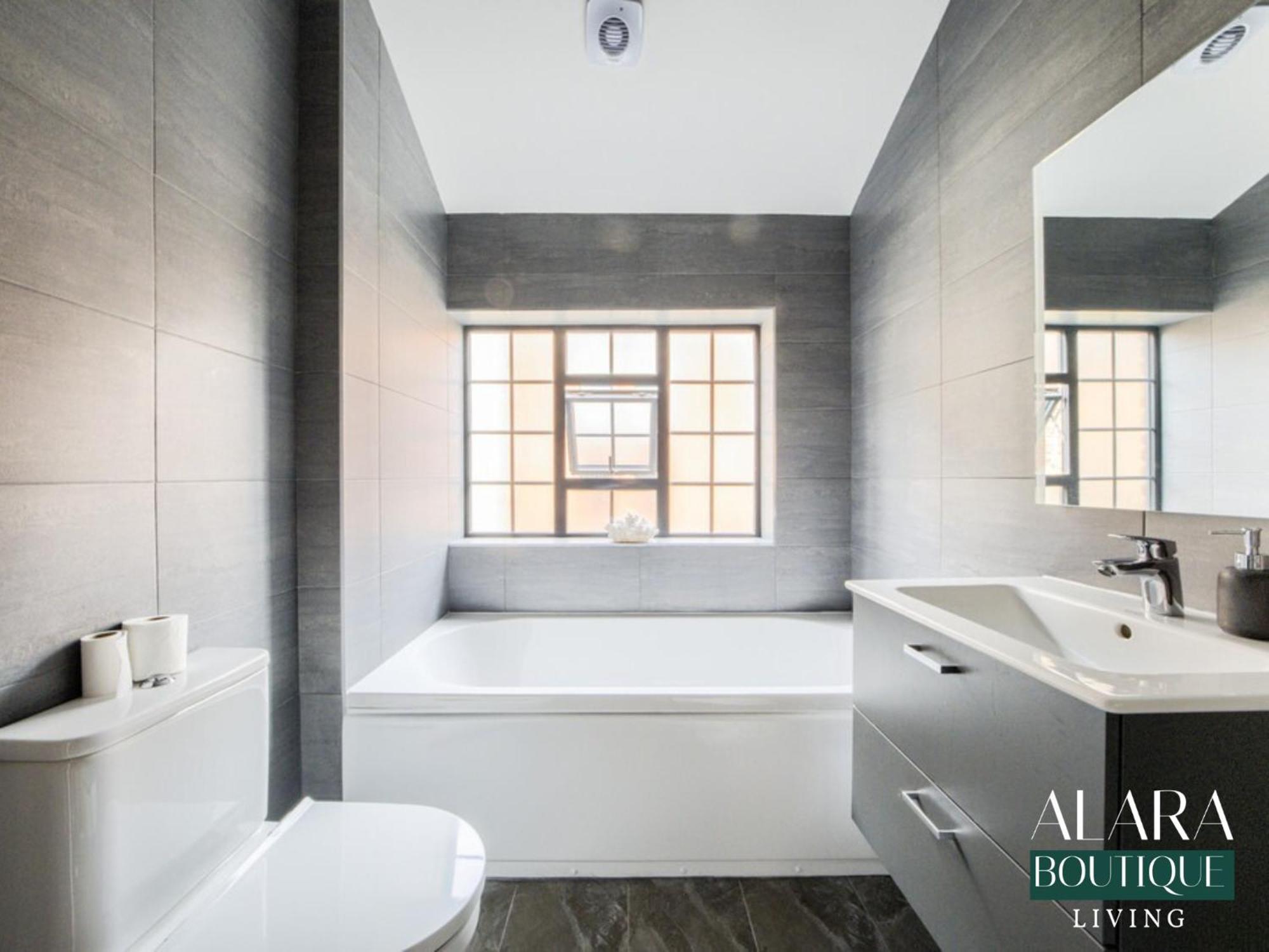 Luxury 3 Floor Townhouse Birmingham - Alara Boutique Living Apartment Exterior foto