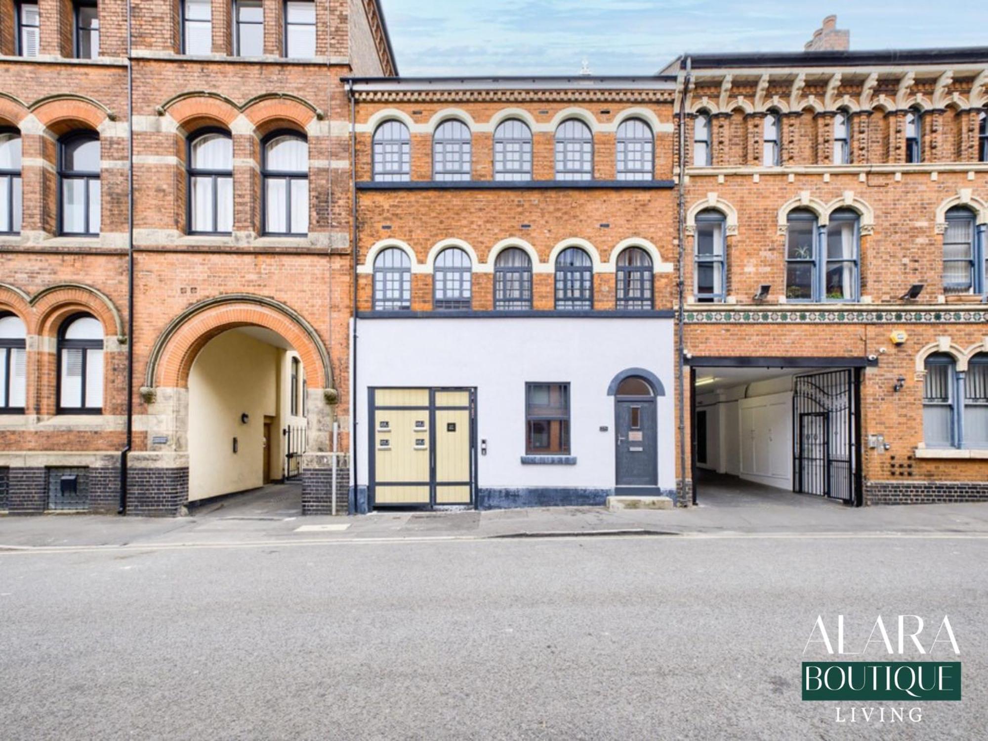Luxury 3 Floor Townhouse Birmingham - Alara Boutique Living Apartment Exterior foto